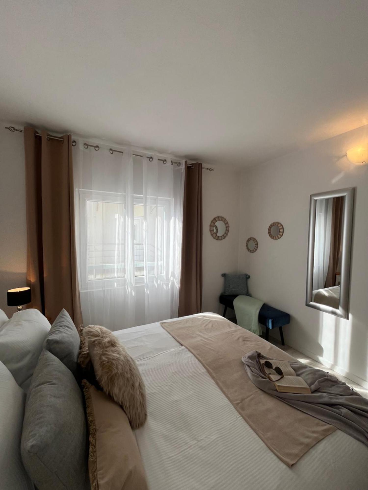 Apartments Tino Hvar Town Luaran gambar