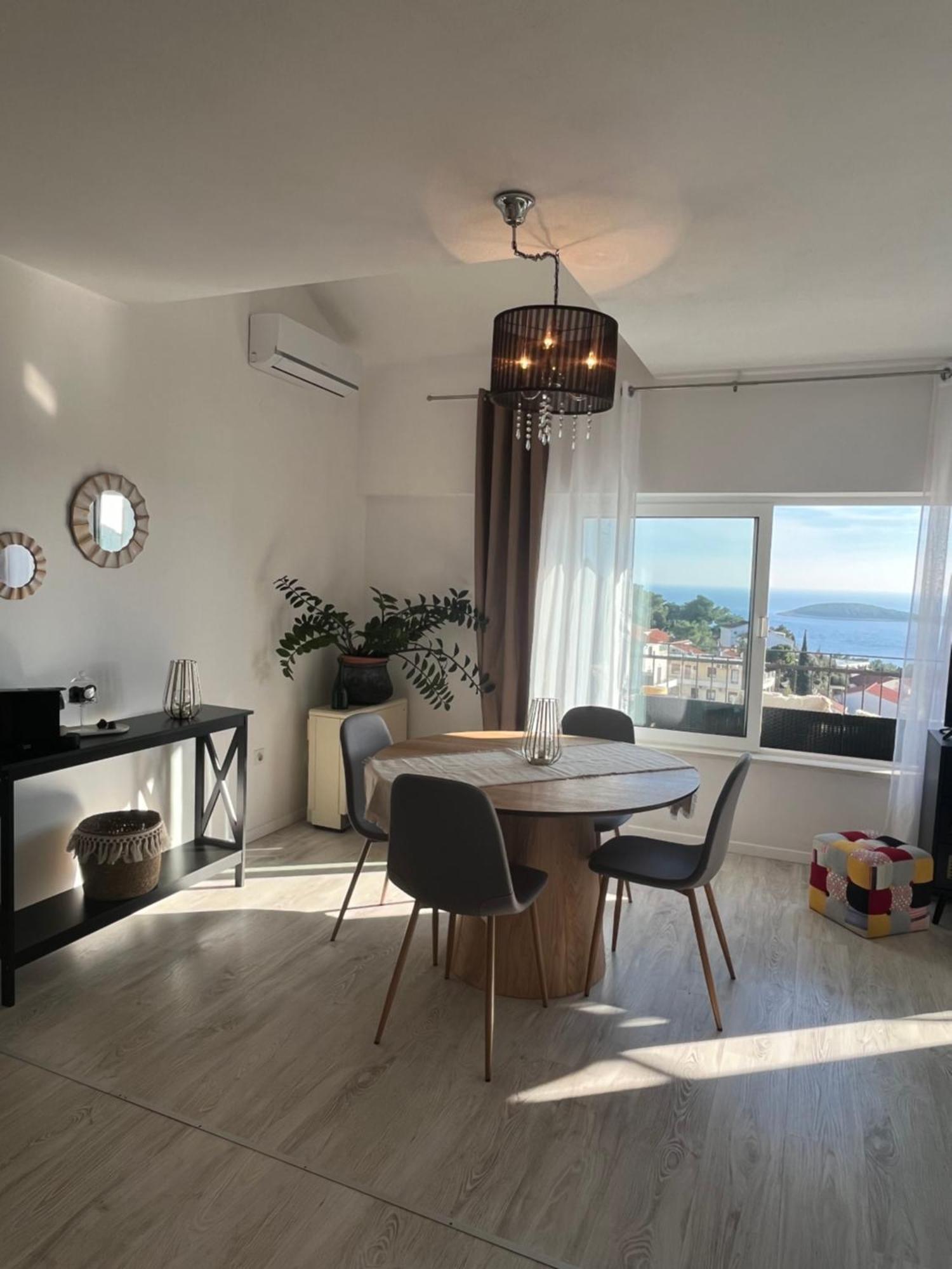 Apartments Tino Hvar Town Luaran gambar