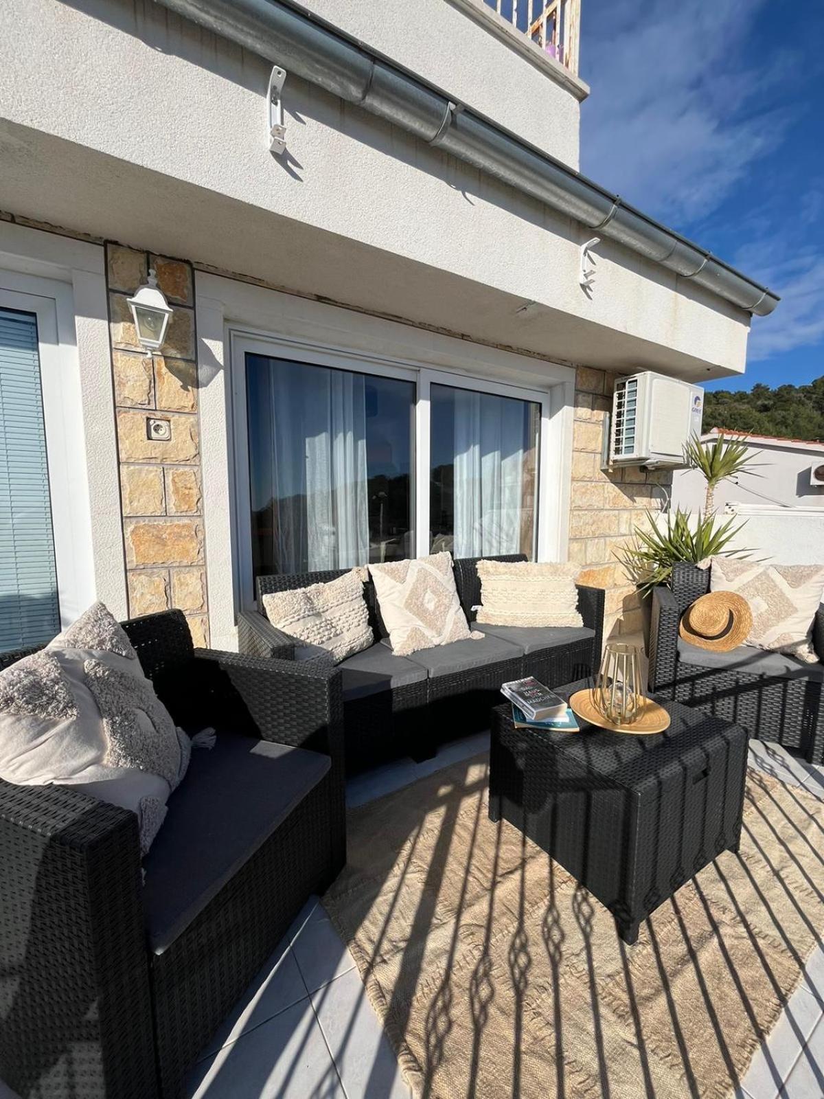 Apartments Tino Hvar Town Luaran gambar
